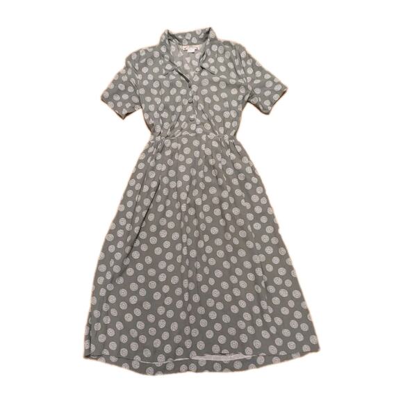 Orvis 90s VINTAGE RAYON Shift Shirt Dress Khaki Tan White Floral Pleated Size 8 - Picture 1 of 4